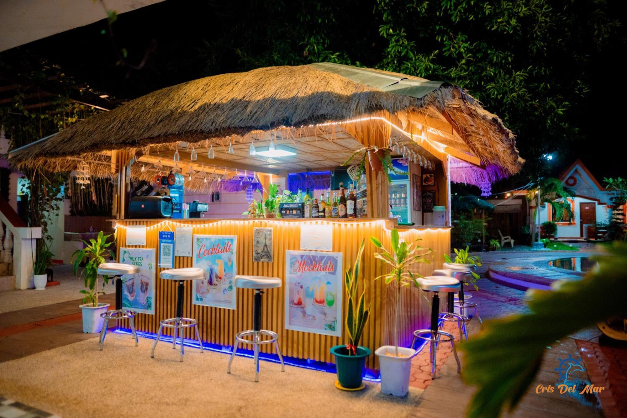 Cris Del Mar Resort Bolinao Extérieur photo