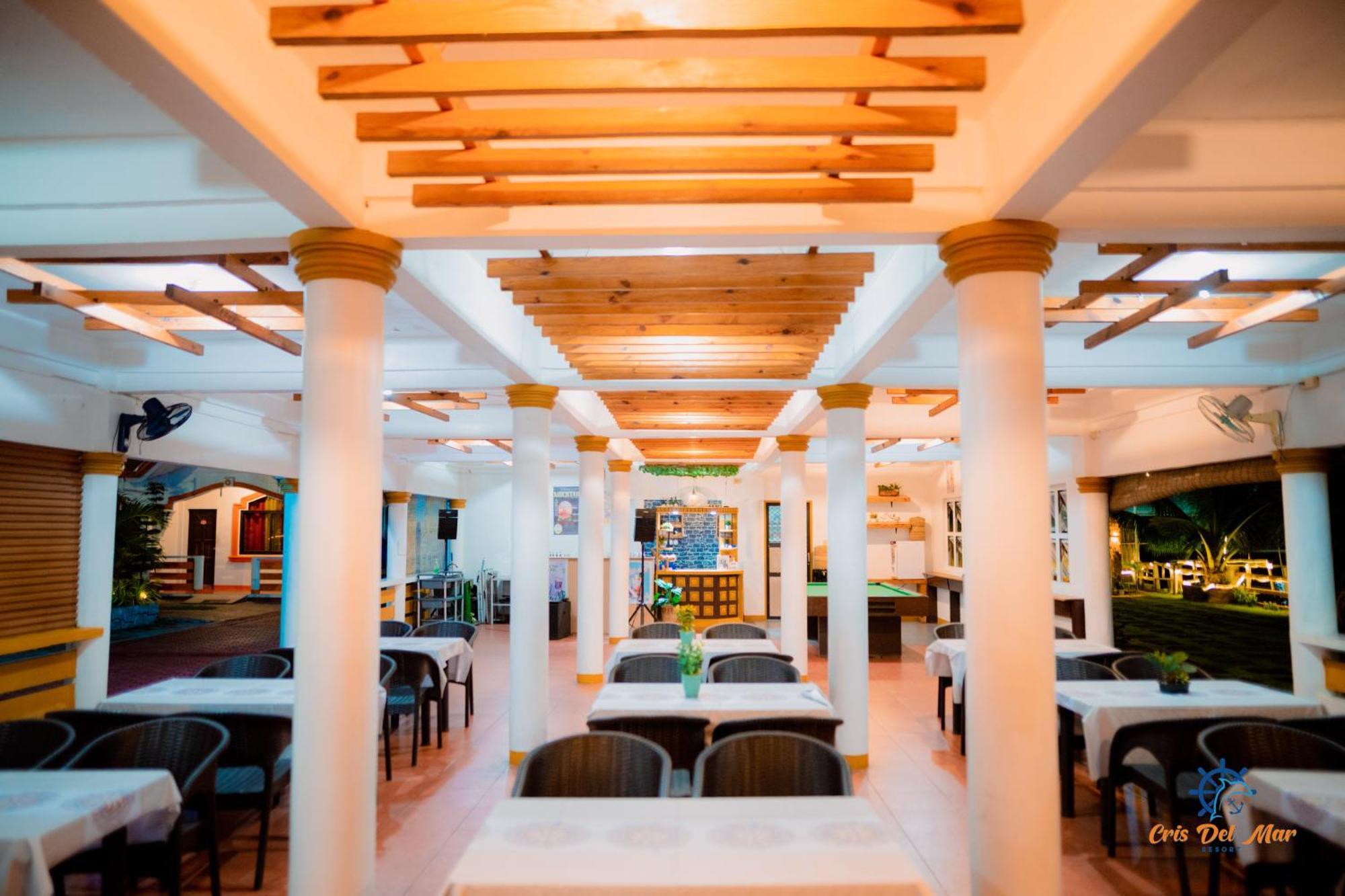 Cris Del Mar Resort Bolinao Extérieur photo