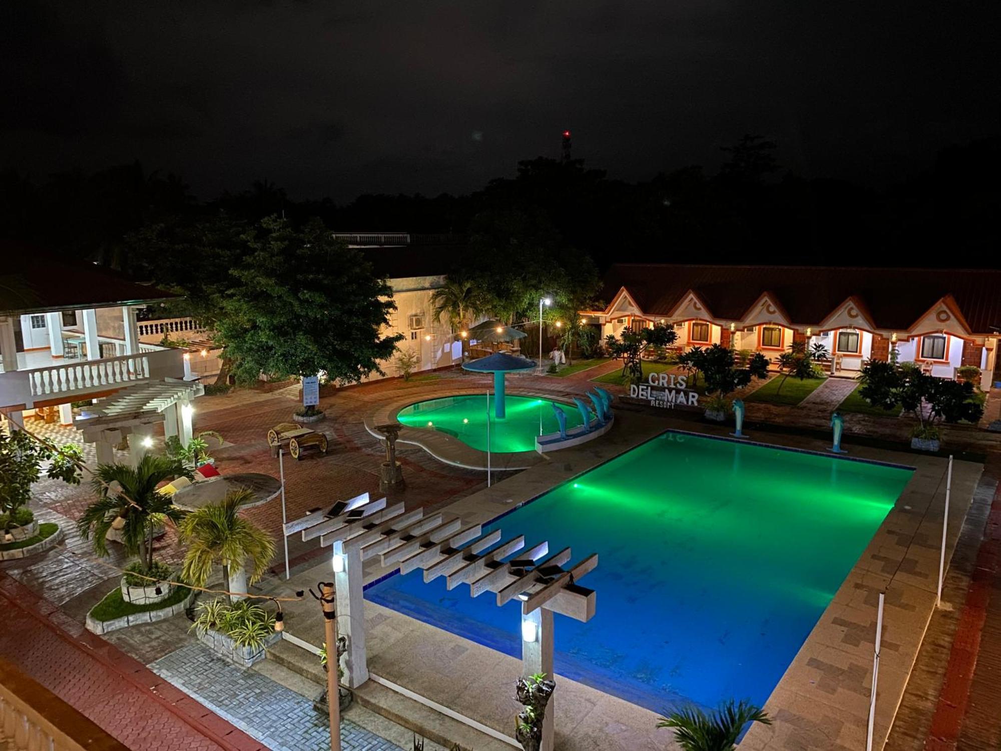 Cris Del Mar Resort Bolinao Extérieur photo