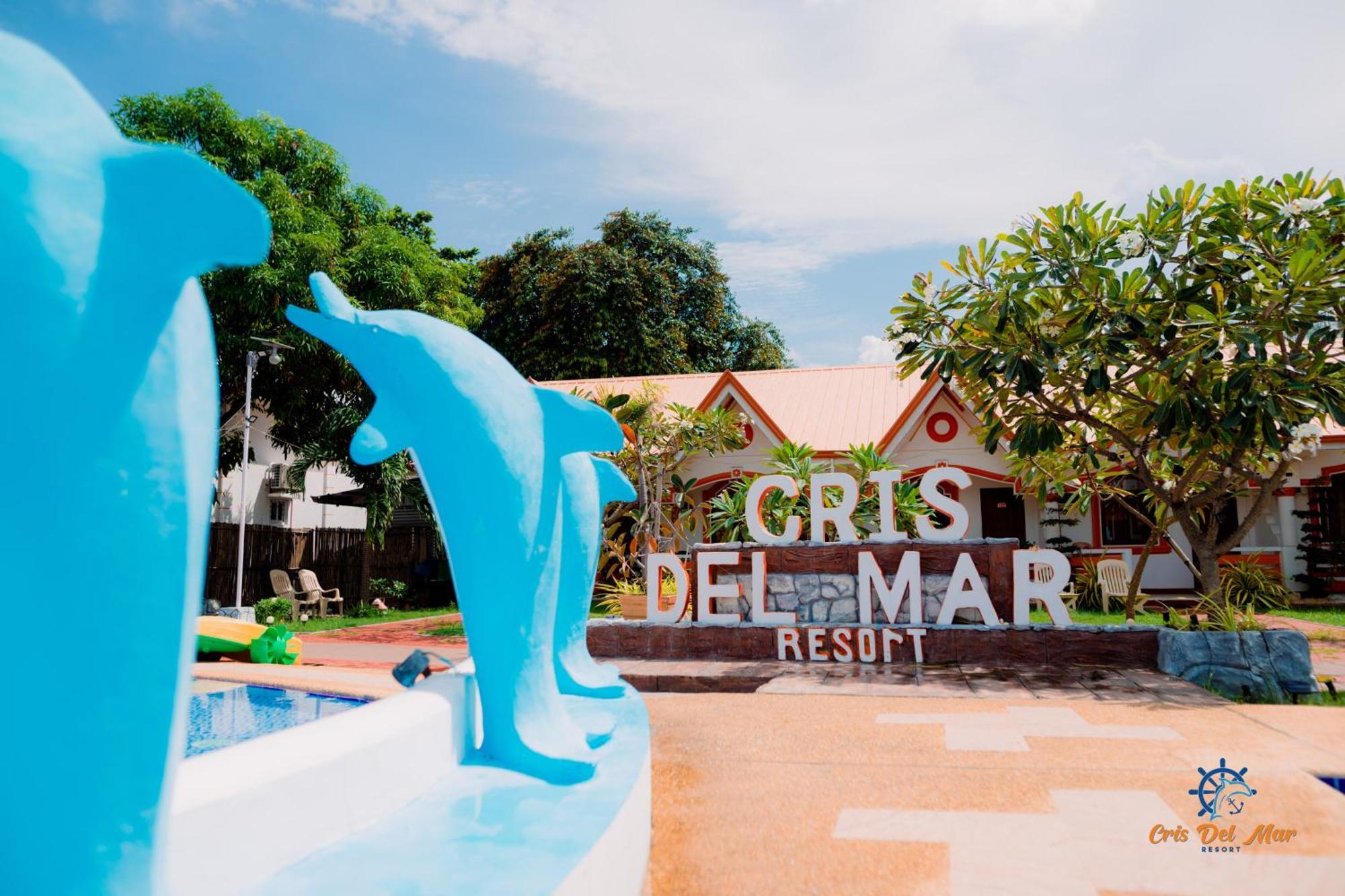Cris Del Mar Resort Bolinao Extérieur photo