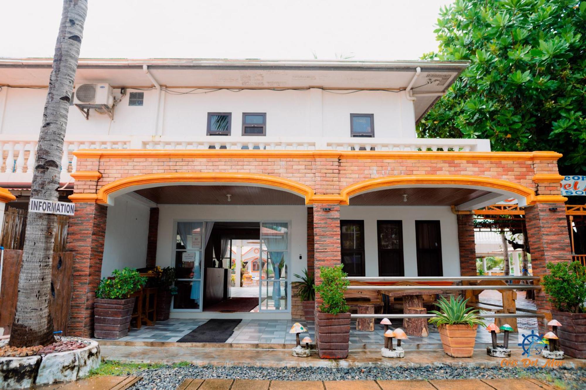 Cris Del Mar Resort Bolinao Extérieur photo