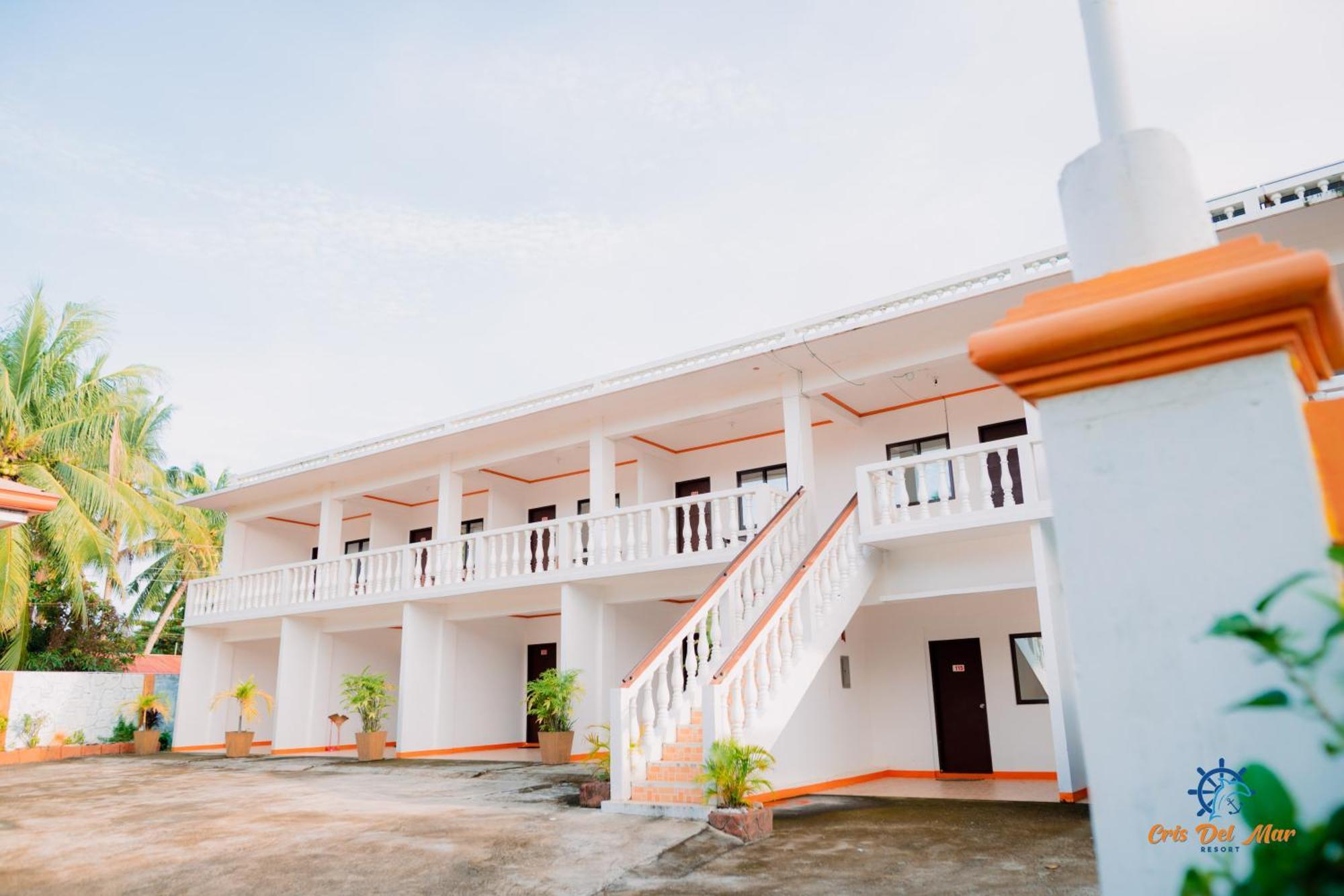 Cris Del Mar Resort Bolinao Chambre photo